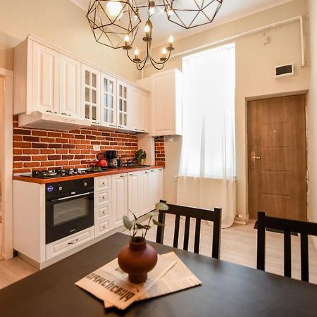 Elegant Studio - Urban Escape In Boekarest Buitenkant foto