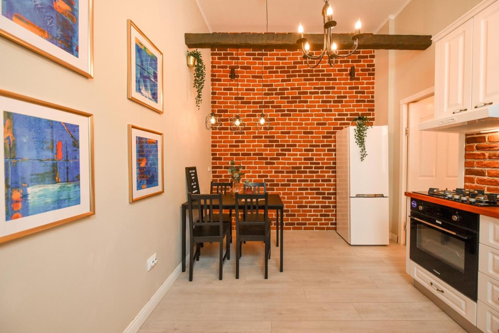 Elegant Studio - Urban Escape In Boekarest Buitenkant foto
