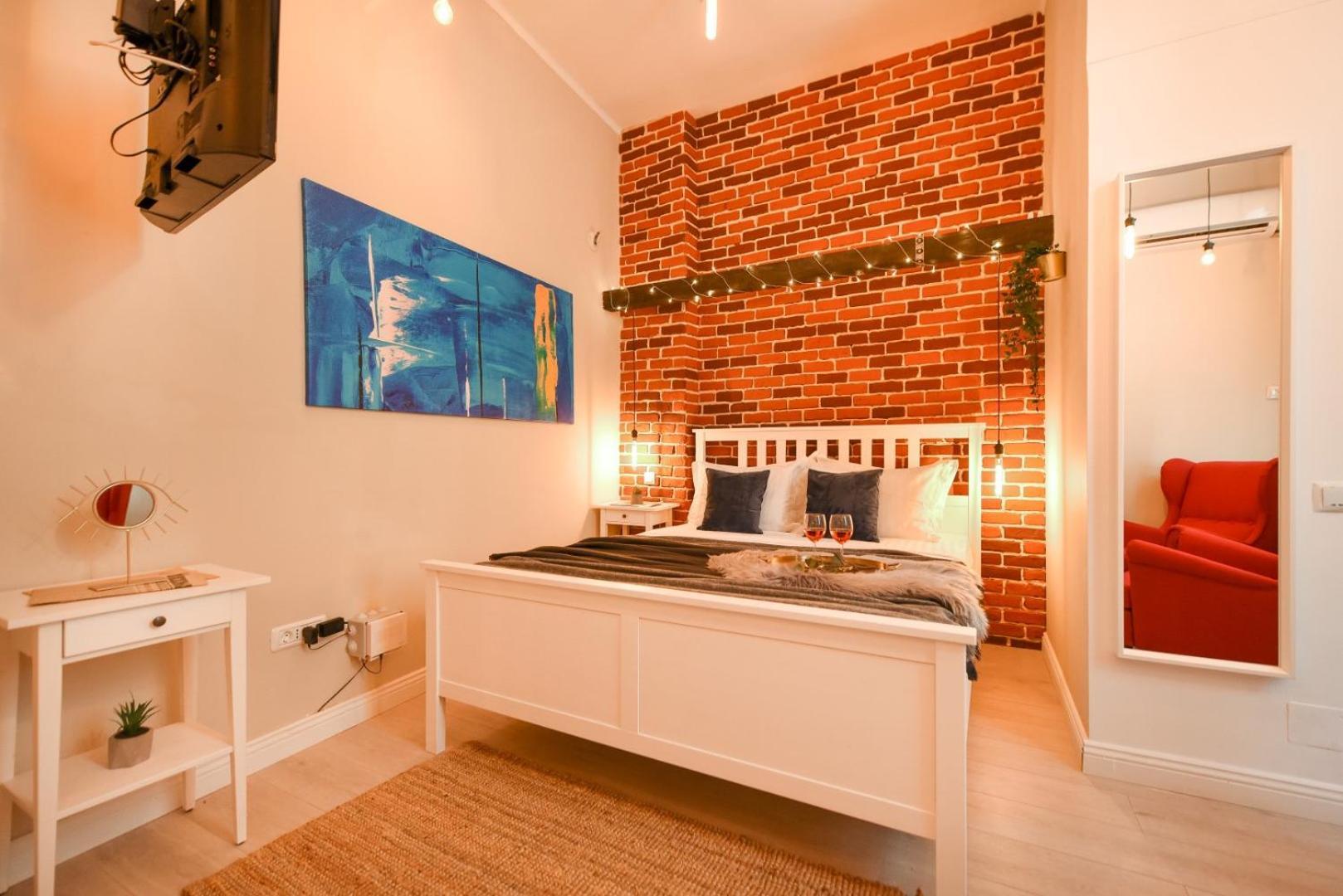 Elegant Studio - Urban Escape In Boekarest Buitenkant foto